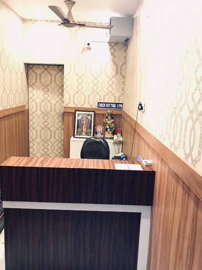 Lakshmi Tourist Home Guruvāyūr Exterior foto